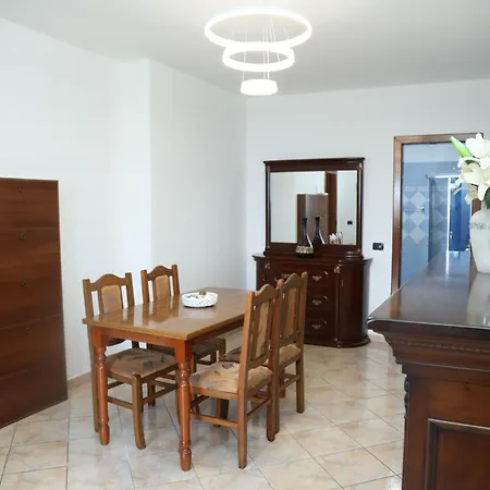 Feriehus Emerald House Shiroke *