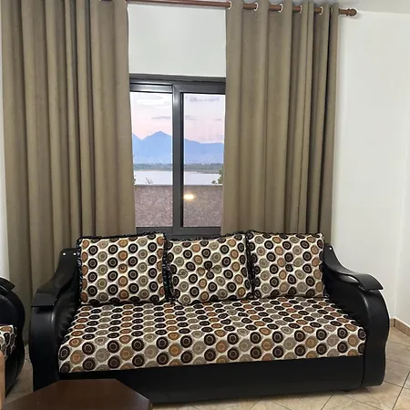 Feriehus Emerald House Shiroke *