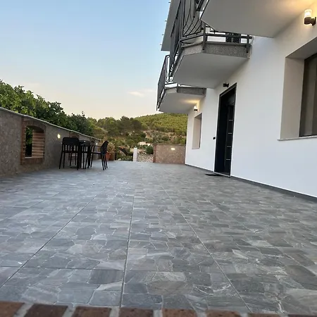 Emerald House Shiroke Prázdninový dům *